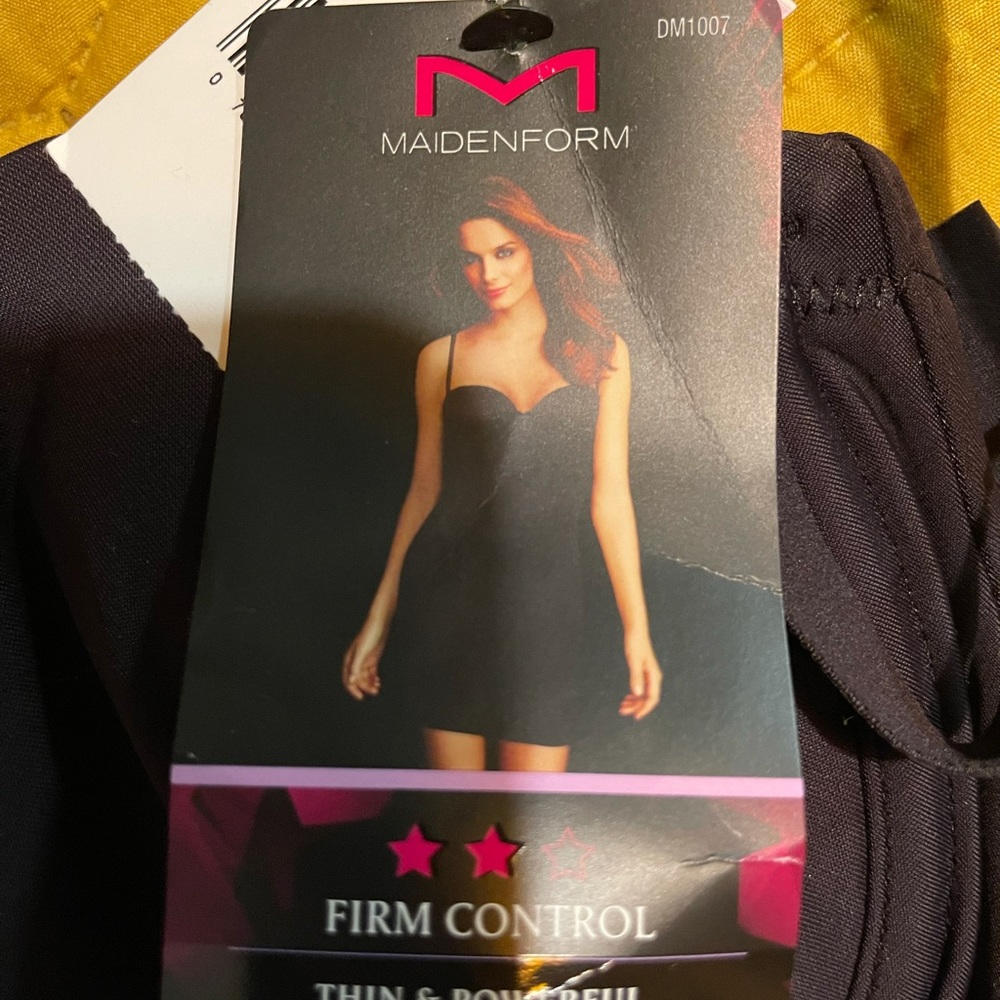 Madenform black new with tags size 34D